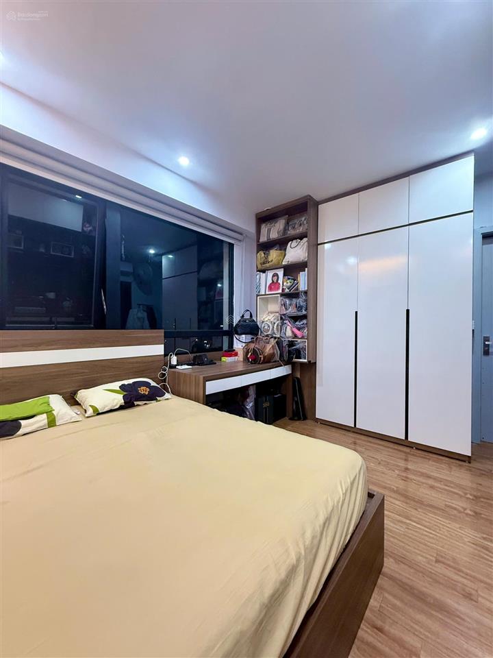 Bán căn hộ 95 m² tại times city có slot xe chỉ với 9.5 tỷ đồng