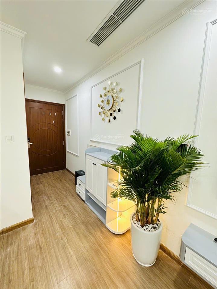 Bán căn hộ 1 ngủ tại p3 park hill times city tầng trung ban công nam nội thất đẹp 6,35 tỷ