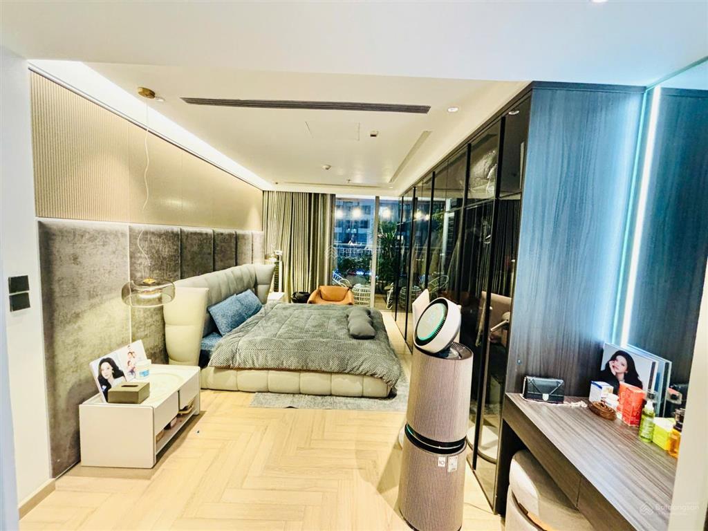 Bán căn hộ đập thông sân vườn tại p7 times city park hill view quảng trường 200 m2 chỉ 19 tỷ đồng