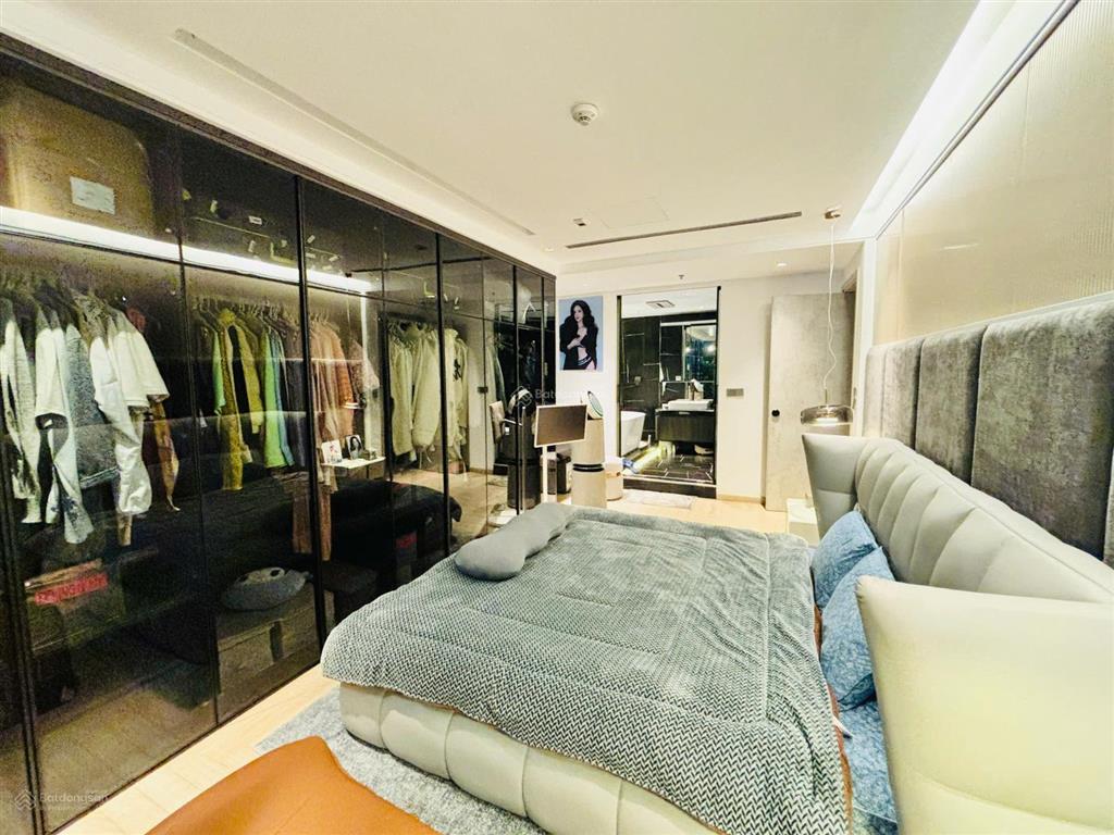 Bán căn hộ đập thông sân vườn tại p7 times city park hill view quảng trường 200 m2 chỉ 19 tỷ đồng