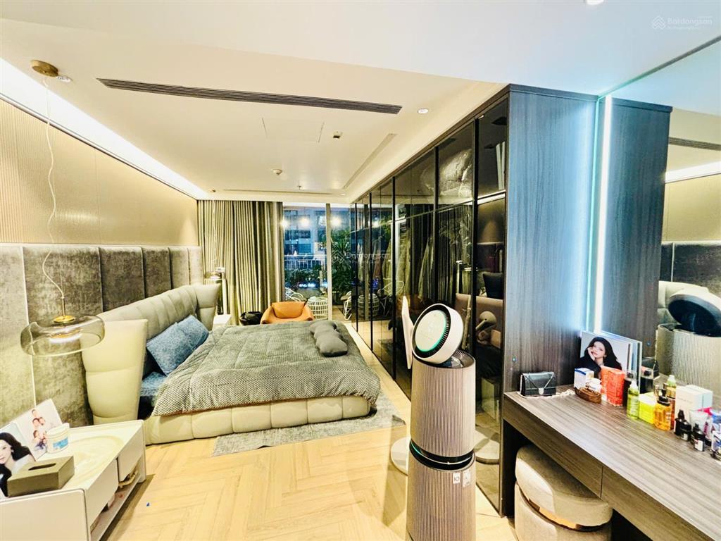 Bán căn hộ đập thông sân vườn tại p7 times city park hill view quảng trường 200 m2 chỉ 19 tỷ đồng