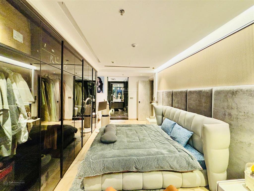 Bán căn hộ đập thông sân vườn tại p7 times city park hill view quảng trường 200 m2 chỉ 19 tỷ đồng