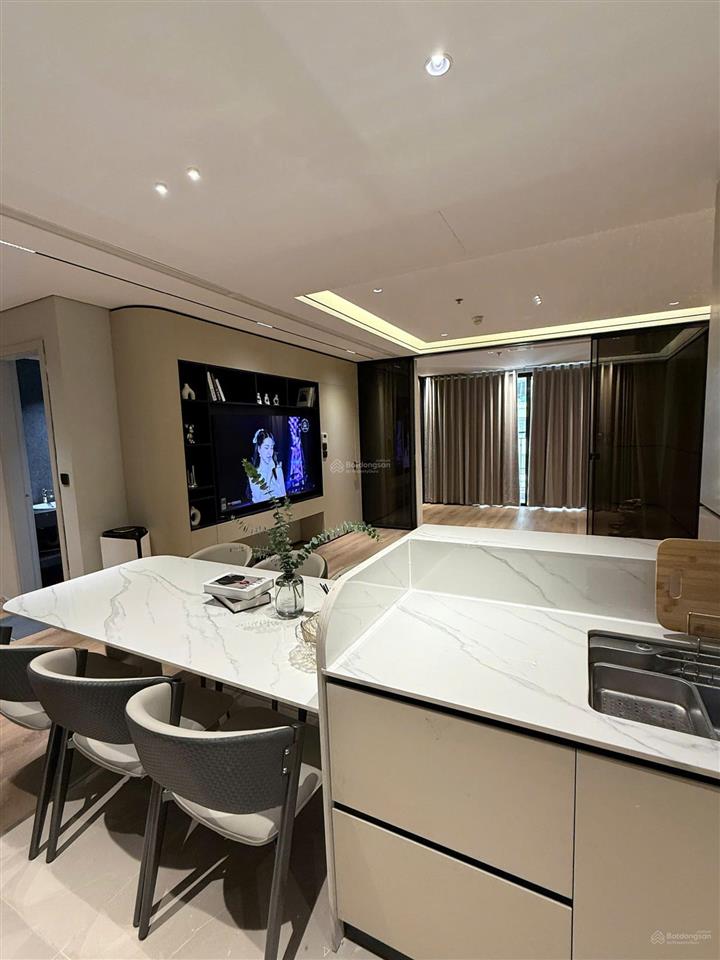 Bán căn hộ 3 ngủ 109 m2 view thoáng tại times city chỉ với 9,4 tỷ