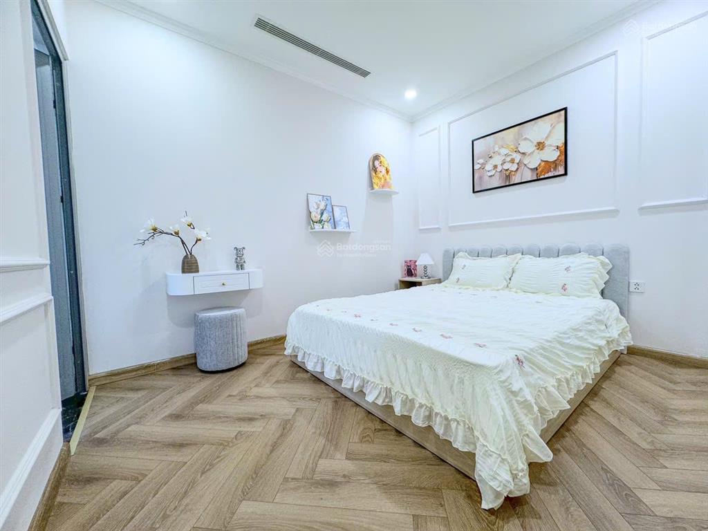 Bán căn hộ 2 ngủ nội thất đẹp tại toà p11 times city park hill premium