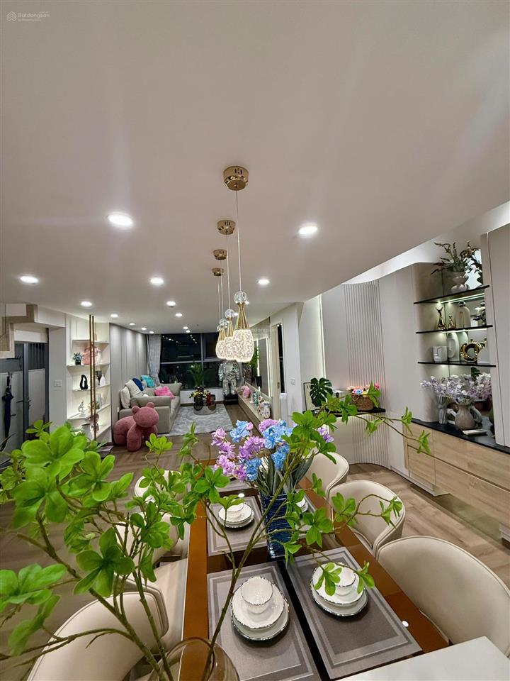 Bán duplex 3 ngủ 2 wc full nội thất luxury tại tòa p12 times city park hill premium
