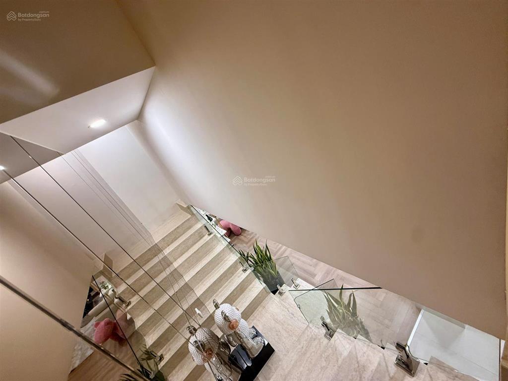 Bán duplex 3 ngủ 2 wc full nội thất luxury tại tòa p12 times city park hill premium