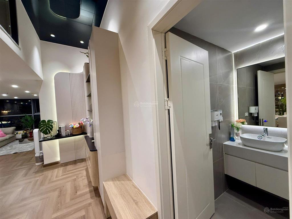 Bán duplex 3 ngủ 2 wc full nội thất luxury tại tòa p12 times city park hill premium