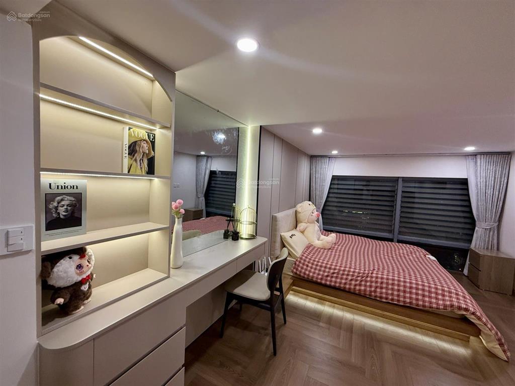 Bán duplex 3 ngủ 2 wc full nội thất luxury tại tòa p12 times city park hill premium