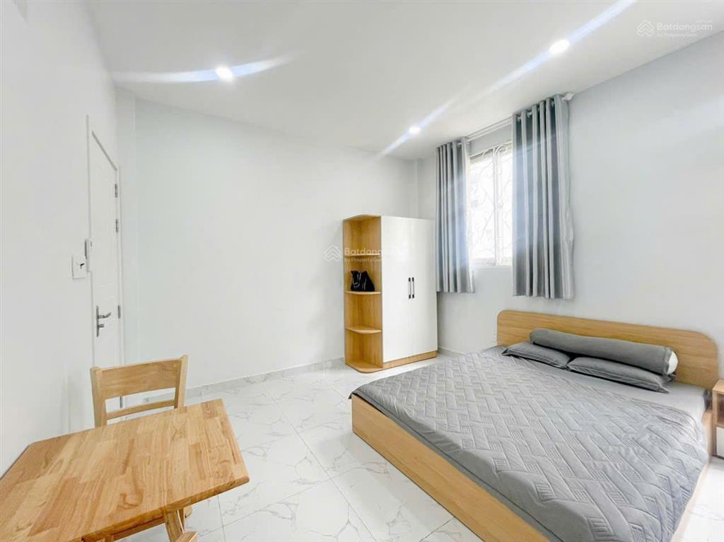 Cho thuê phòng trọ full nội thất cơ bản hxh đường điện biên phủ, q3