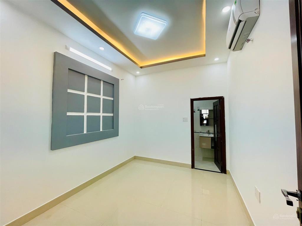 Bán nhà hẻm ô tô tô hiến thành, 11,5 tỷ, 60 m2, 8pn, 8wc, giá tốt