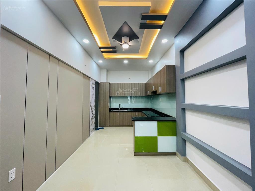 Bán nhà hẻm ô tô tô hiến thành, 11,5 tỷ, 60 m2, 8pn, 8wc, giá tốt