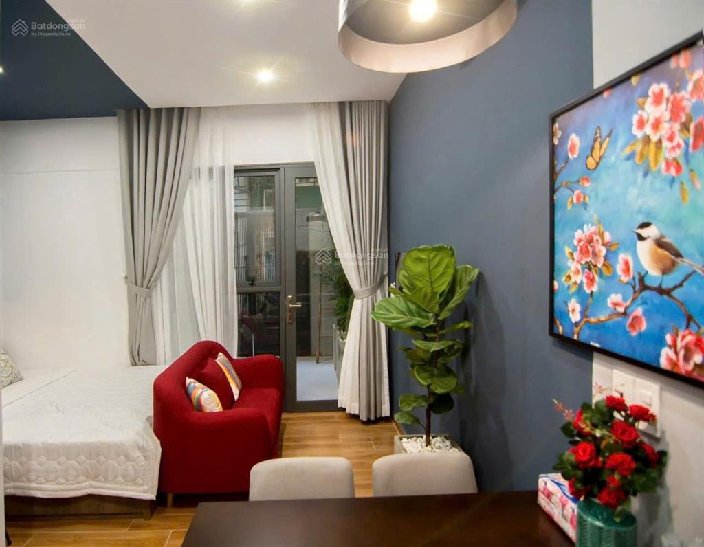 Bán toà nhà mới lê văn sỹ, phường 13, quận 3.
 diện tích 12x25m  công nhận 290m2 6tầng thang máy