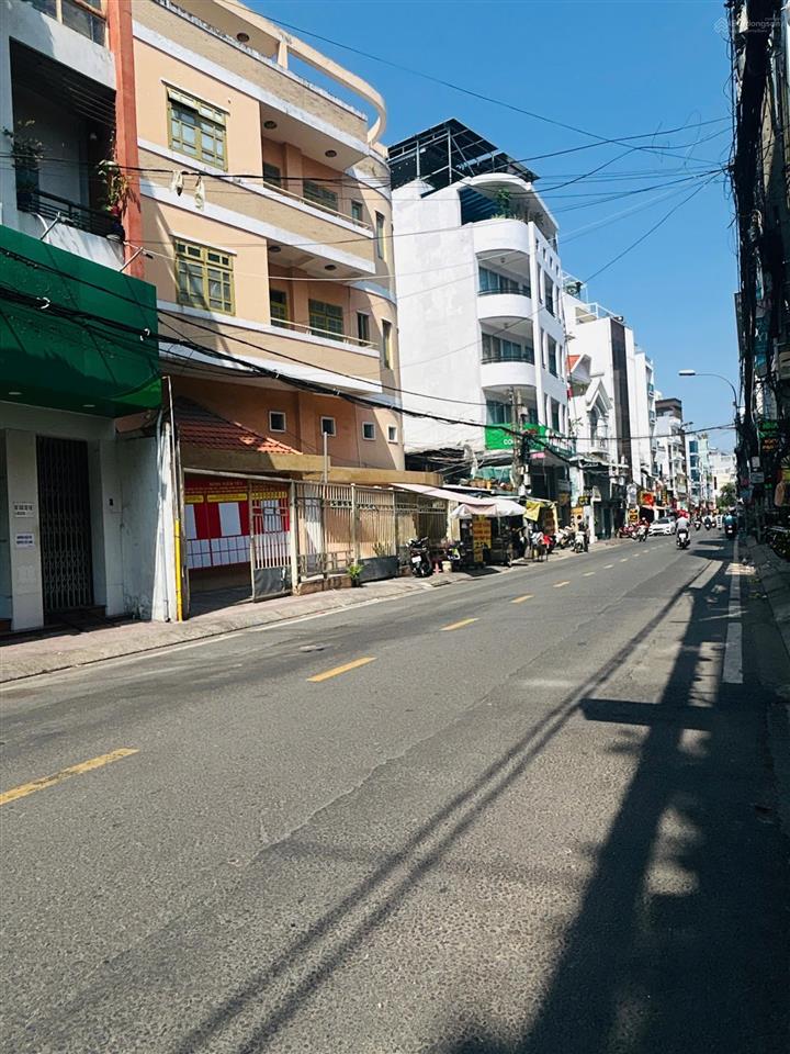 Bán tòa nhà văn phòng quận 10 5 x 15 hầm 7 tầng giá 28 tỷ