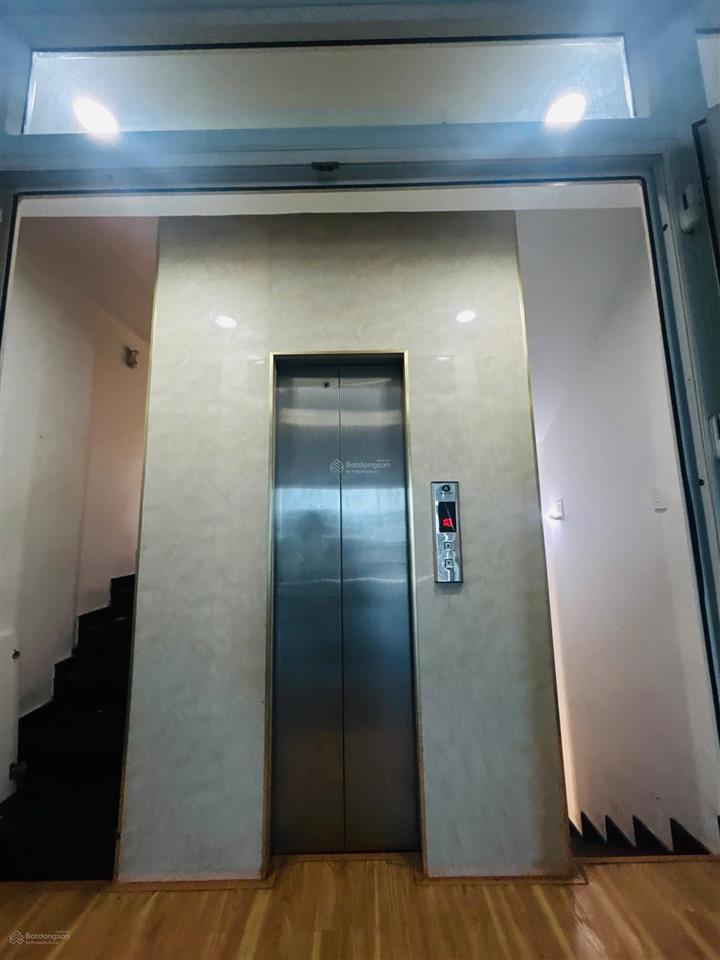 Bán tòa nhà văn phòng quận 10 5 x 15 hầm 7 tầng giá 28 tỷ