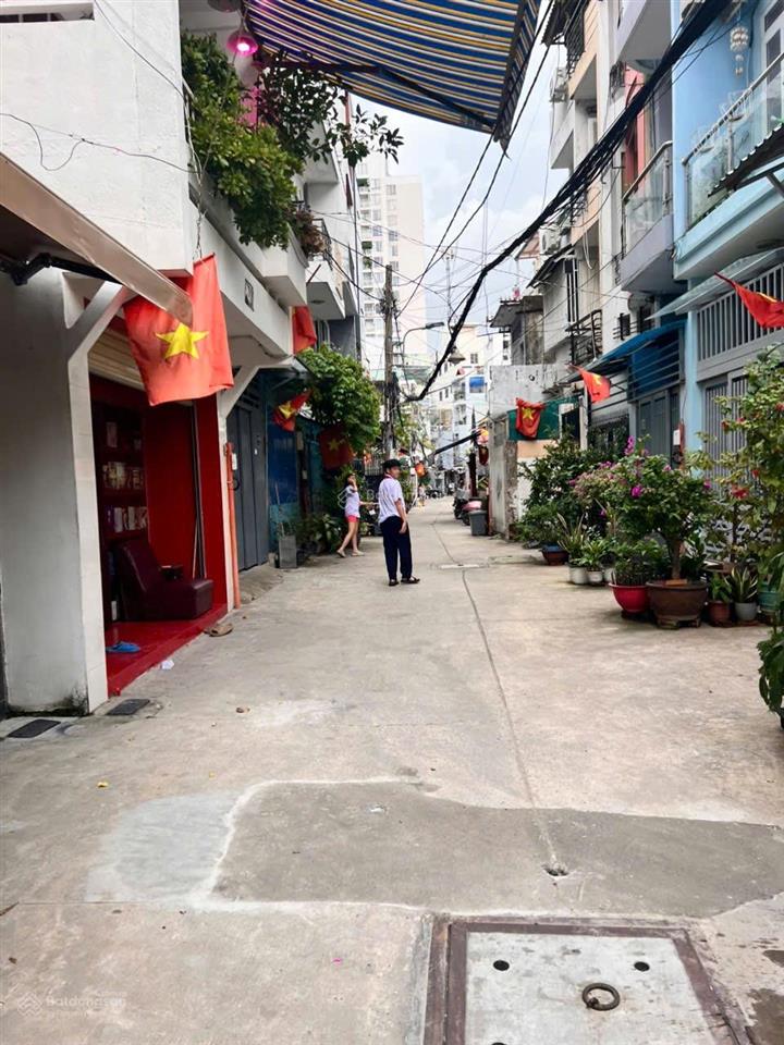 Nhà hẻm 6m hai bà trưng giáp q1 4.7m x 16m cn 70m giá chỉ 11tỷ thích hợp mua xây dựng căn hộ dv
