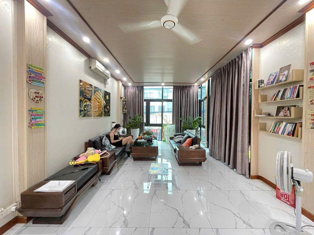 NHÀ PHÂN LÔ - LIỀN KỀ - THANG MÁY - PHỐ XA LA, HÀ ĐÔNG.