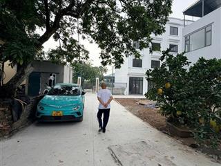 Bán nhà phụng châu , chương mỹ  4 tầng, ô tô đỗ cửa. giá 3.55 tỷ