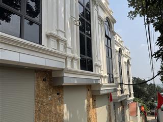 Bán nhà tân hoà, quốc oai  47,5m2 x 3 tầng  ô tô đỗ cửa  giá 3,15 tỷ (có thương lượng )