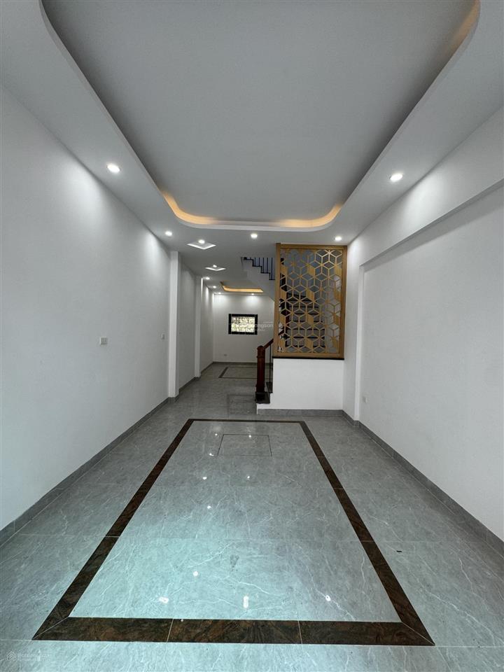 Bán nhà ngõ ô tô phượng đồng, phụng châu  49,5m2  giáp trường đại học sptttt