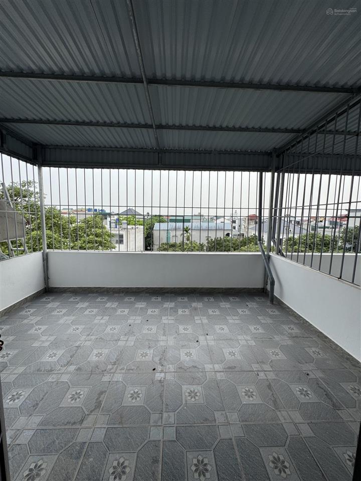 Bán nhà phụng châu, chương mỹ  55m2  sân cổng  giáp đại học sptdtt  giá 5 tỷ 