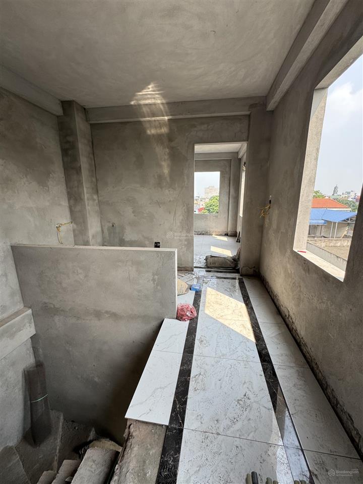 Bán nhà phượng đồng, phụng châu  35m2  lô góc  ô tô vào nhà  giá 4,5 tỷ   0988 625 ***