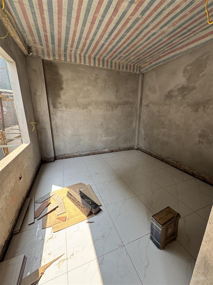 Bán nhà phượng đồng, phụng châu  35m2  lô góc  ô tô vào nhà  giá 4,5 tỷ   0988 625 ***