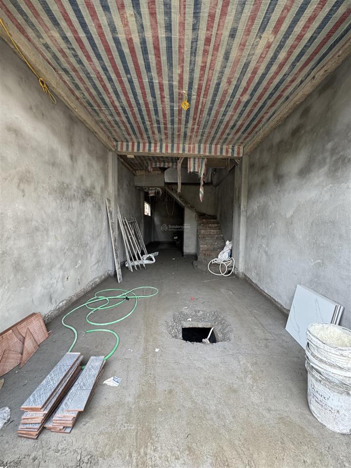 Bán nhà phượng đồng, phụng châu  35m2  lô góc  ô tô vào nhà  giá 4,5 tỷ   0988 625 ***