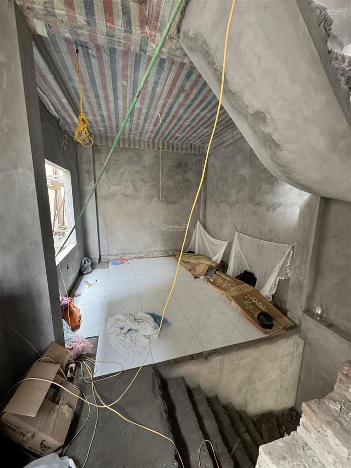 Bán nhà phượng đồng, phụng châu  35m2  lô góc  ô tô vào nhà  giá 4,5 tỷ   0988 625 ***