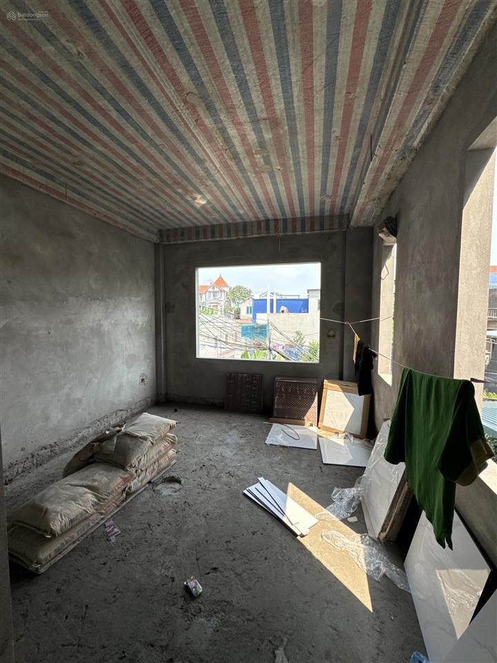 Bán nhà phượng đồng, phụng châu  35m2  lô góc  ô tô vào nhà  giá 4,5 tỷ   0988 625 ***