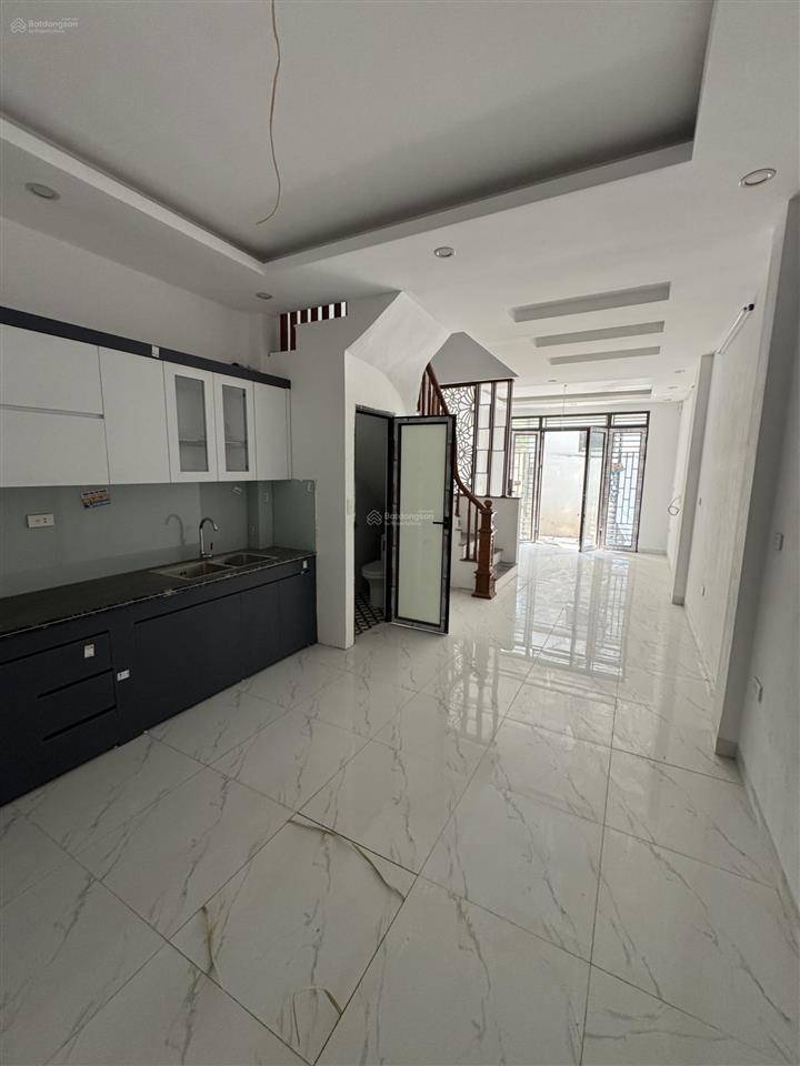 Bán nhà phượng đồng, phụng châu  38,6m2  hướng đông nam  giá 4,18 tỷ   0988 625 ***