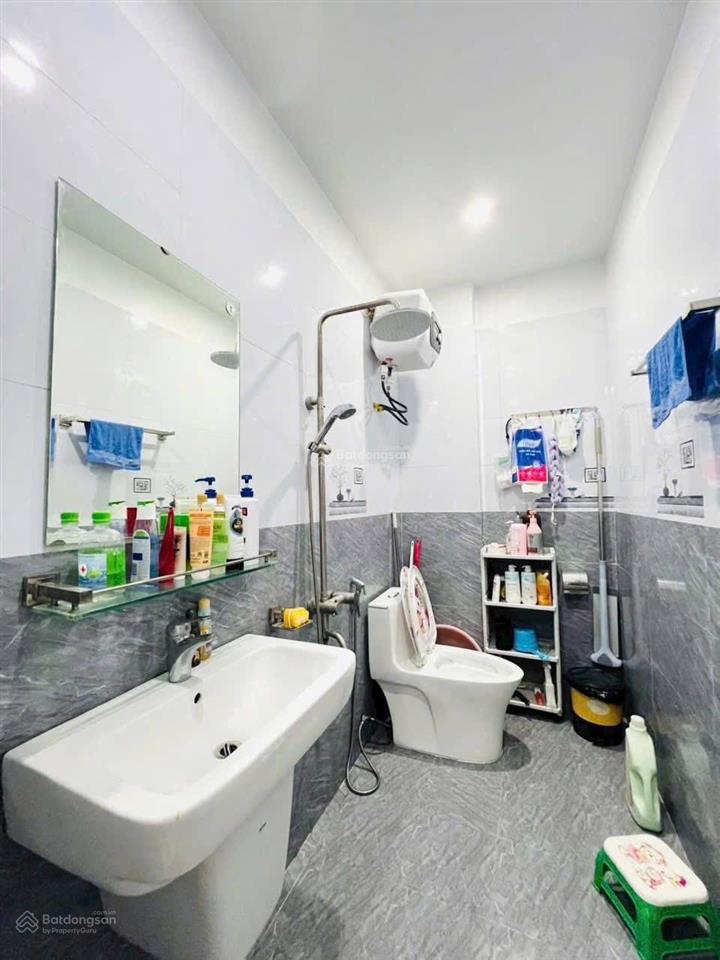 Bán nhà cao viên, thanh oai  30m2  3 tầng  giá 2,7 tỷ (có thương lượng)