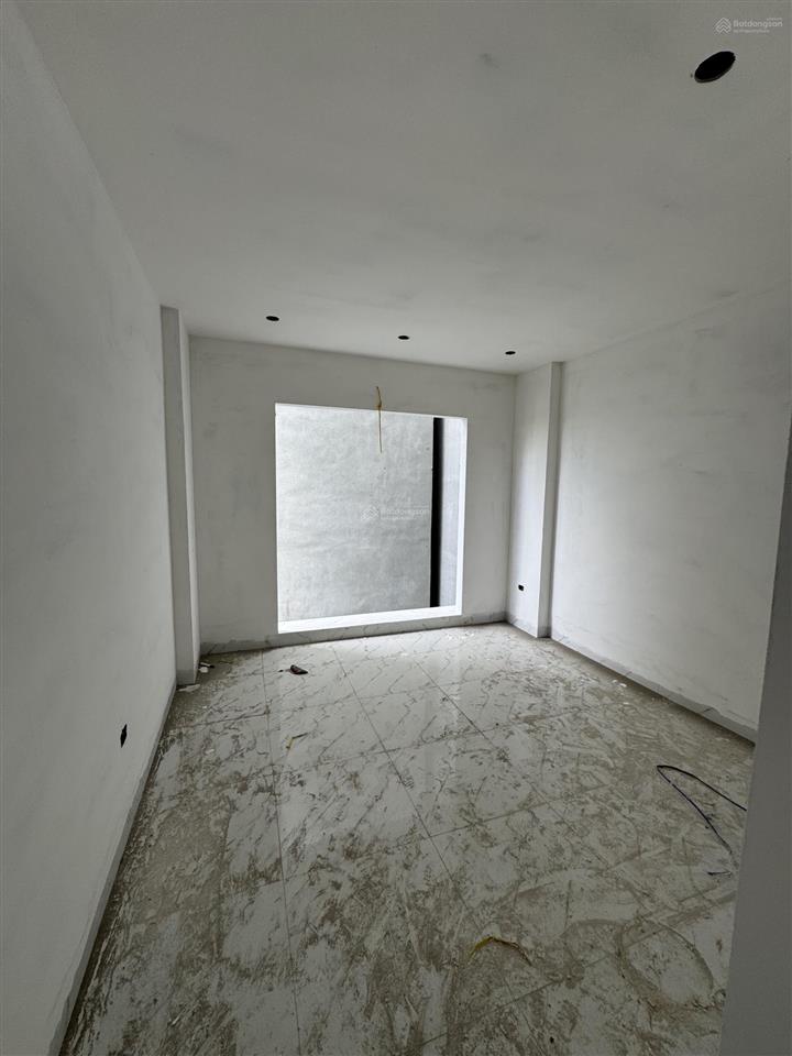 Bán nhà biên giang, hà đông  35,6m2  4 tầng  gần nhà văn hóa & ô tô tránh