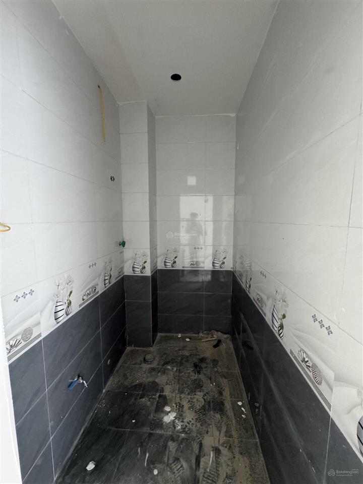 Bán nhà biên giang, hà đông  35,6m2  4 tầng  gần nhà văn hóa & ô tô tránh