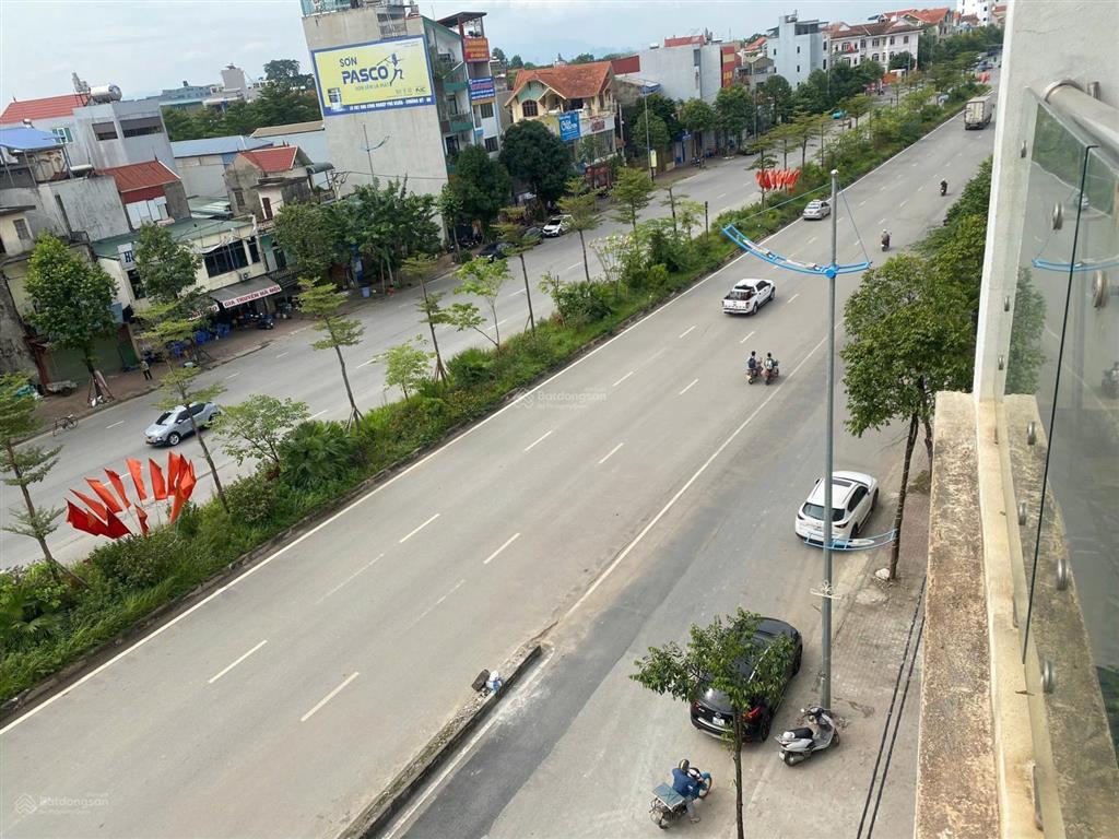 Bán nhà mặt ql6a, thị trấn chúc sơn, chương mỹ  102,1m2  nhà 5 tầng kinh doanh  giá hơn 10 tỷ