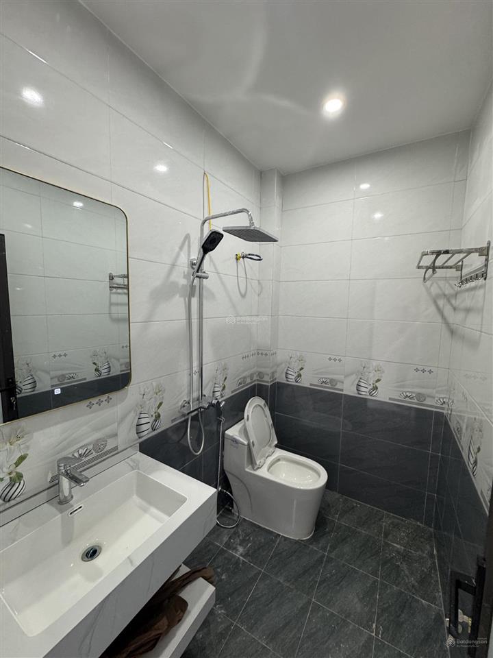 Bán nhà biên giang, hà đông  35,6m² xây 4 tầng giáp nhà văn hoá  gần quốc lộ 6 và bến xe yên n