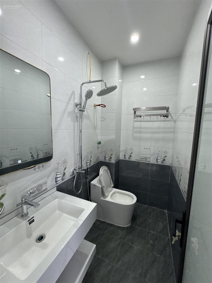 Bán nhà biên giang, hà đông  35,6m² xây 4 tầng giáp nhà văn hoá  gần quốc lộ 6 và bến xe yên n