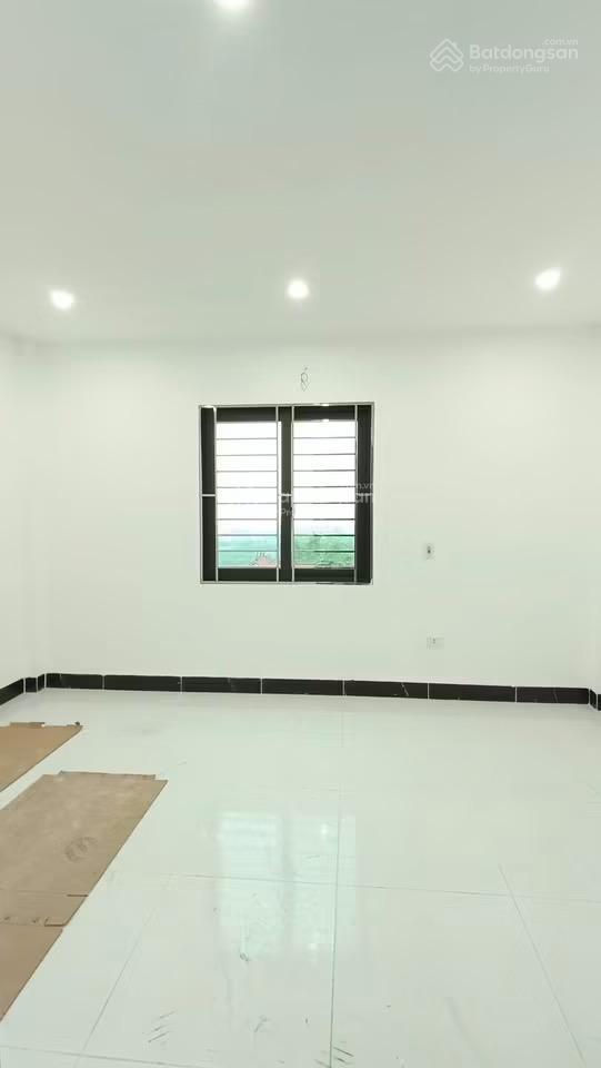 Bán nhà tân hòa, quốc oai  40m x 3 tầng  gần tỉnh lộ 419  giá cực sốc