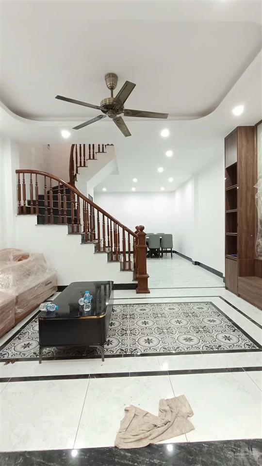 Bán nhà tân hòa, quốc oai  40m x 3 tầng  gần tỉnh lộ 419  giá cực sốc