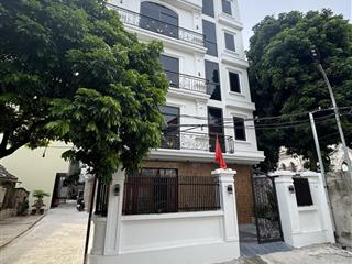 Bán nhà sơn đồng, hoài đức  83m2  5 tầng thang máy  lô góc có sân cổng  giá 6,95 tỷ