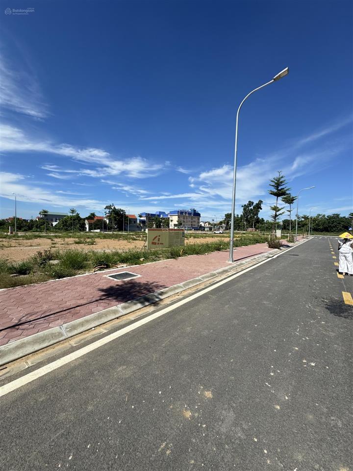 Bán đất đấu giá thôn đồng trữ, phú nghĩa, chương mỹ, hà nội  diện tích 100m2 hơn 40tr/1m2
