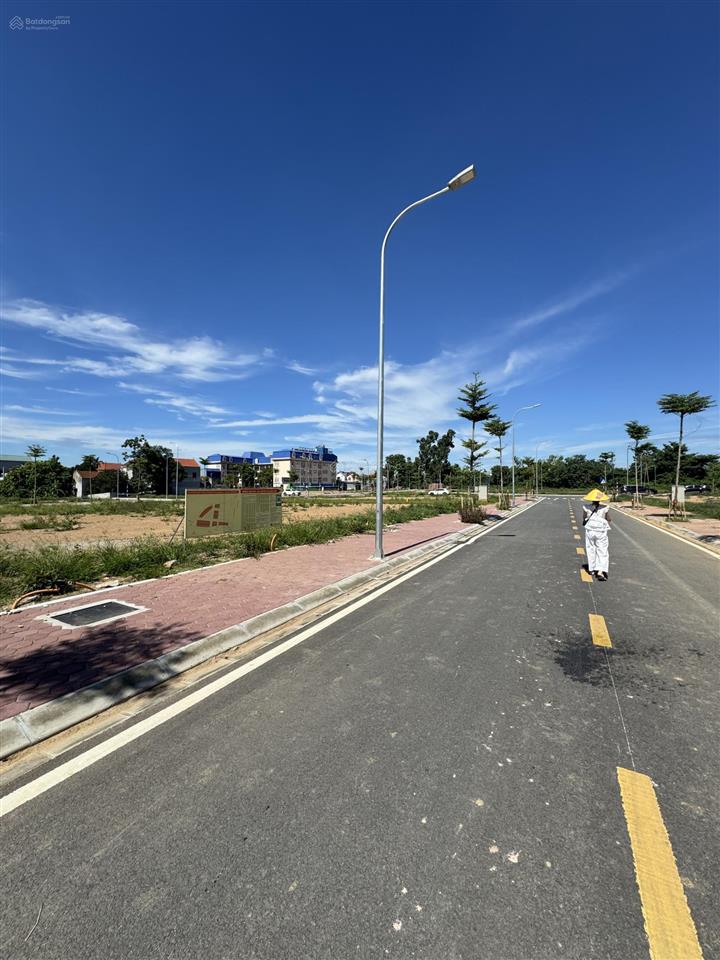 Bán đất đấu giá thôn đồng trữ, phú nghĩa, chương mỹ, hà nội  diện tích 100m2 hơn 40tr/1m2