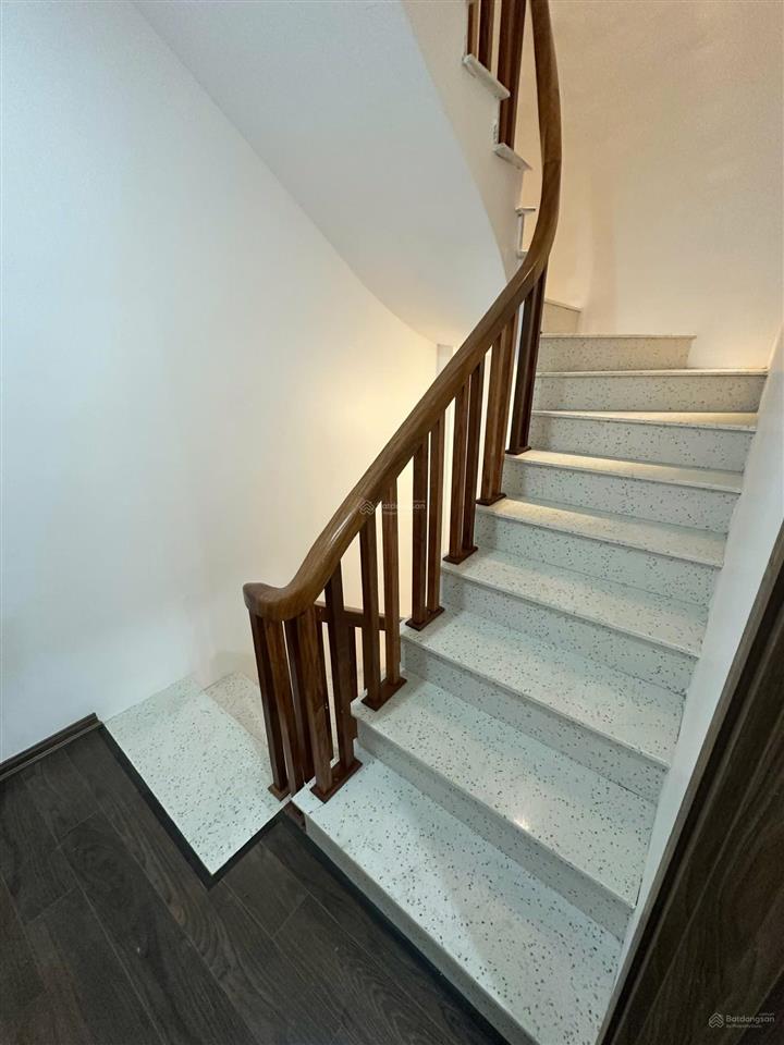 Bán nhà đồng nhân  đông la  hoài đức  33m2  6 tầng, ngõ ô tô thông, full nội thất