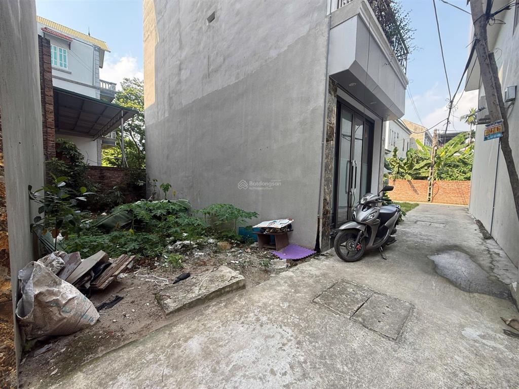 Bán đất phượng nghĩa, phụng châu  33,25m2  ô tô qua  gần chợ, trường đại học