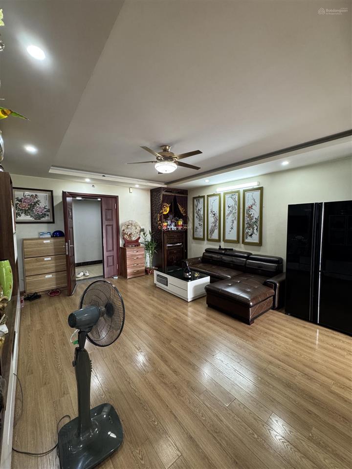 Bán căn hộ chung cư bắc hà, 219 trung kính cầu giấy 70m2 2 phòng ngủ gần công viên, chợ, trường học