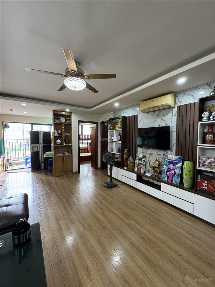 Bán căn hộ chung cư bắc hà, 219 trung kính cầu giấy 70m2 2 phòng ngủ gần công viên, chợ, trường học