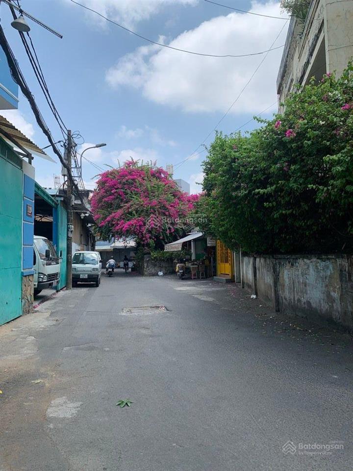 Bán nhà 2 tầng lê văn lương, phước kiển , nhà bè , dt đất  135 m2cách lê văn lương chỉ 80m.