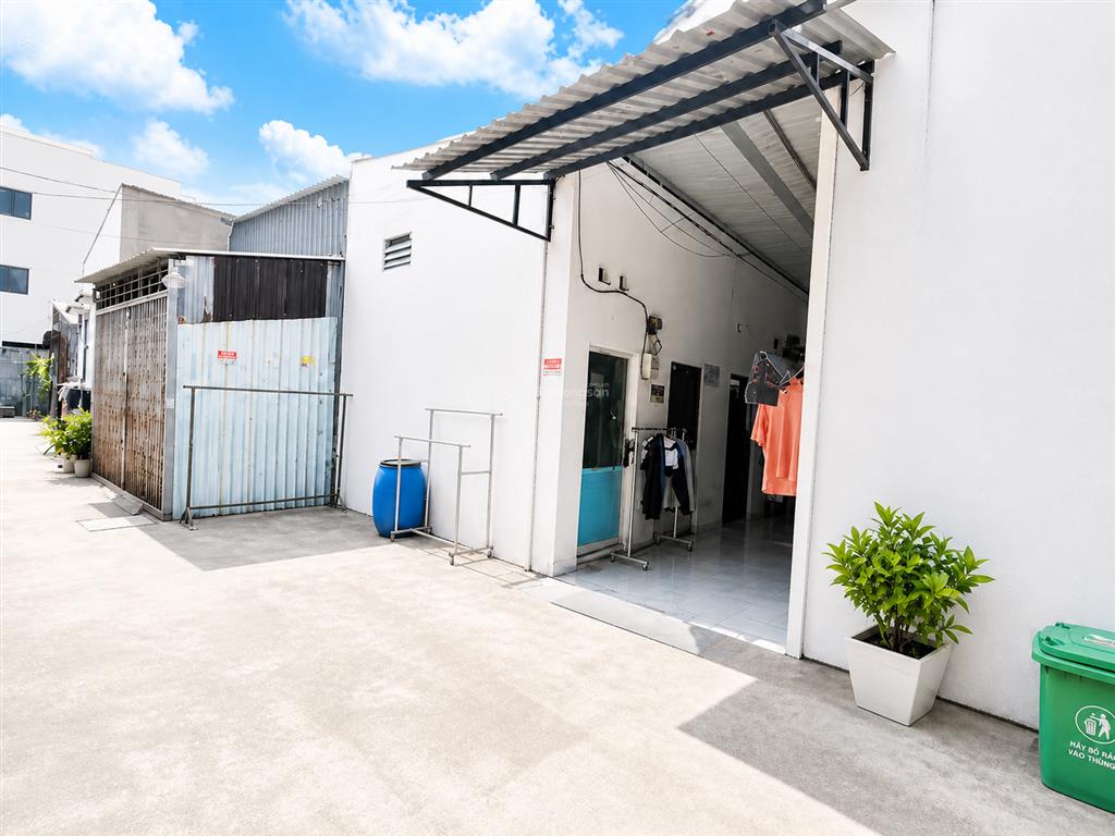 Bán nhà trọ ngay lê văn lương, phước kiển, nhà bè,10 x 13,đang cho thuê full phòng, nhỉnh 5 tỷ.