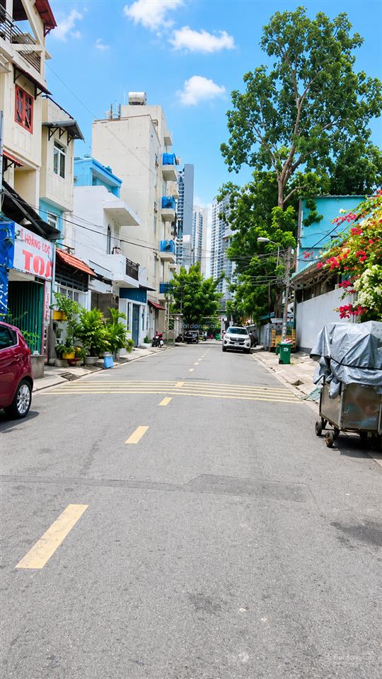 Bán đất lô góc 2 mặt tiền, phước kiển nhà bè, 6 x 18, gần phú mỹ hưng, xe tải vào tận nhà .