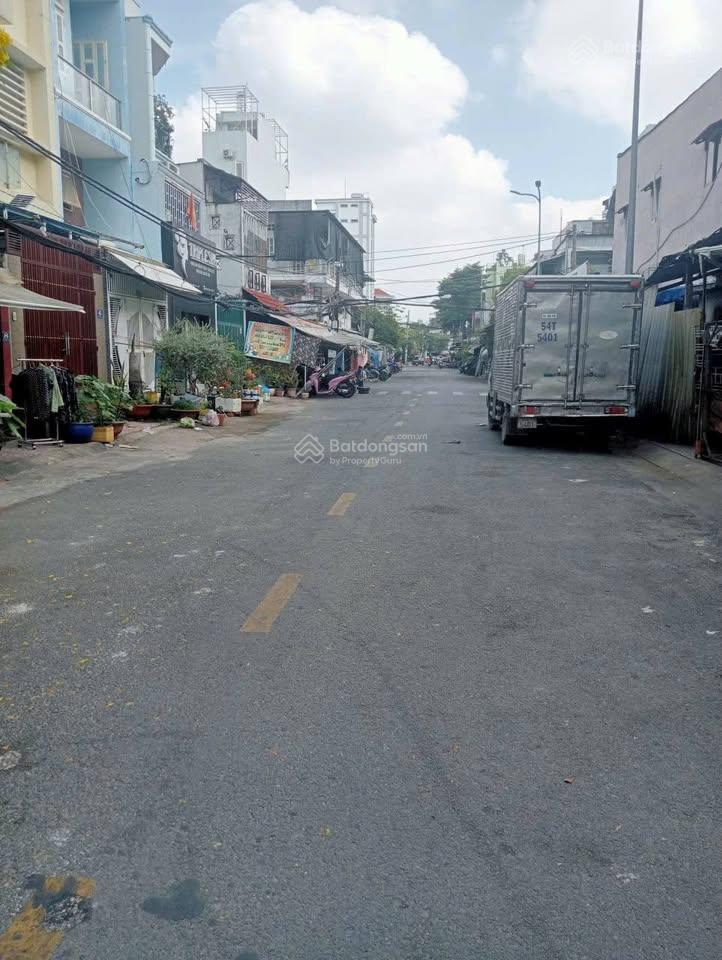Bán nhà 2 tầng,lê văn lương, phước kiển, nhà bè, xe ô tô quay đầu,thiết kế đặc biệt ở vừa cho thuê