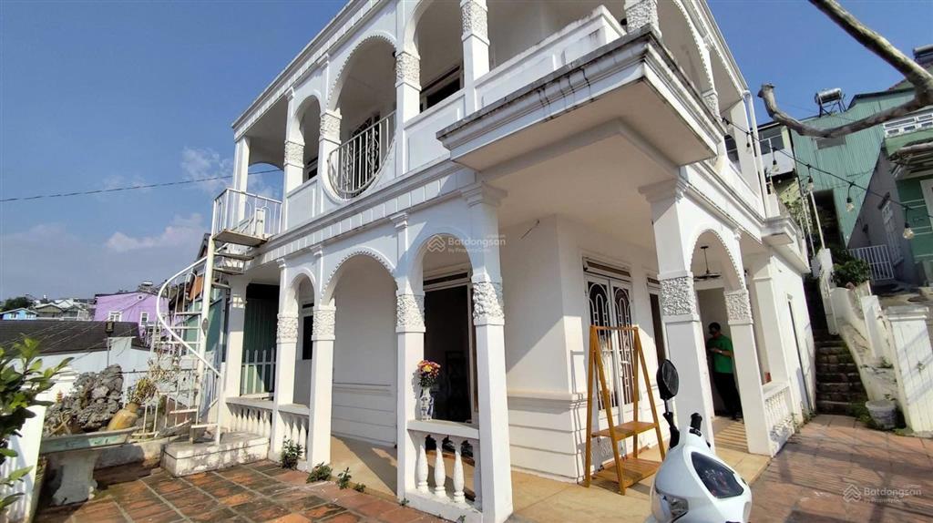 Săn ngay! nhà 250m² 7 phòng ngủ view cực đỉnh trung tâm đà lạt giá 6.9 tỷ